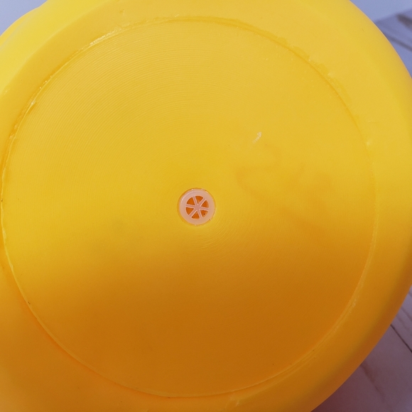 Jumbo Large Medium Small Yellow Rubber Ducks Toys Squeak - Picture 5 of 15